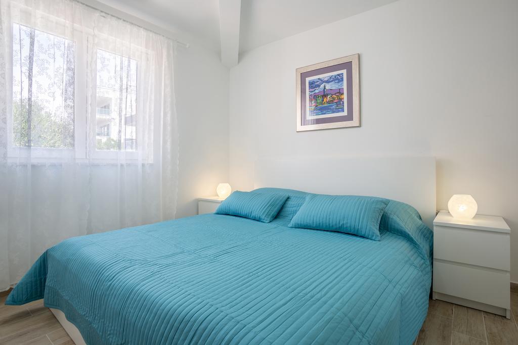Apartments Oleandar โรกอซนิซา ห้อง รูปภาพ